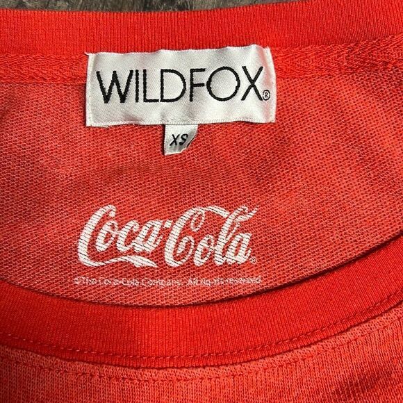 WILDFOX Coca-Cola Hebrew Graphic Crewneck Baggy Beach Jumper Pullover Sweater - Picture 7 of 8